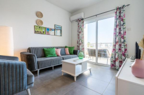 Emerald’s 2-Bedroom Apartment in Larnaca
